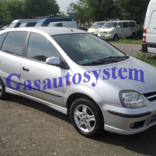 Nissan Almera Tino 2005 г.в.