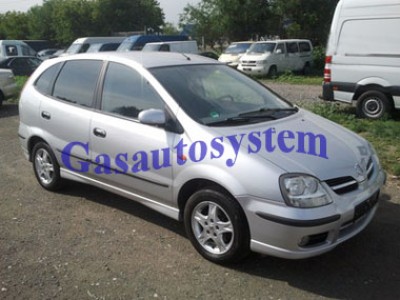 Nissan Almera Tino 2005 г.в.