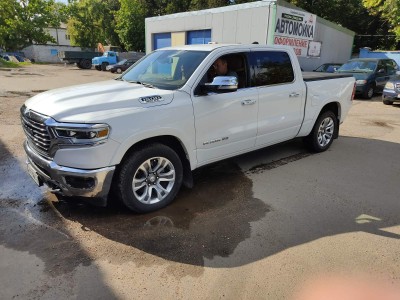 Dodge Ram 1500 5.7 hemi V8
