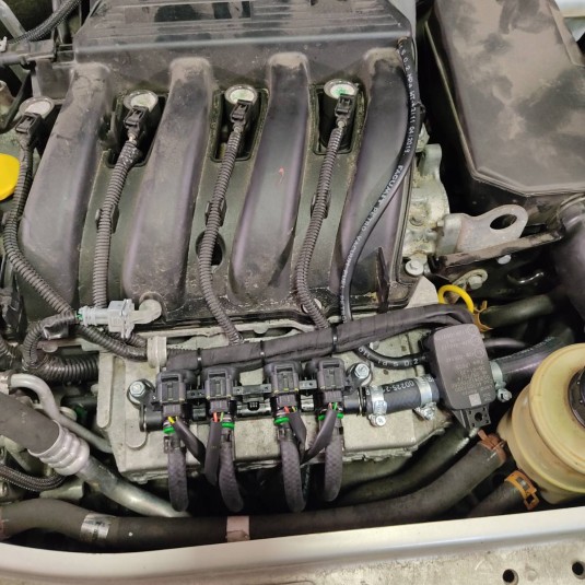 Lada Largus 1.6 2016