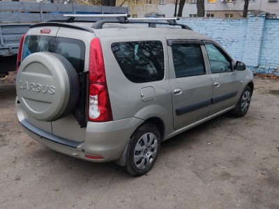 Lada Largus 1.6 2016