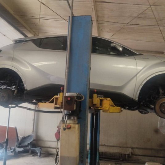 Toyota C-HR 2008
