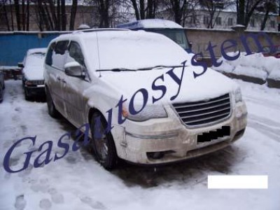 Chrysler Town Country 2008 г.в.