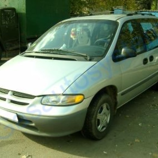 Chrysler Voyager 2000 г.в.