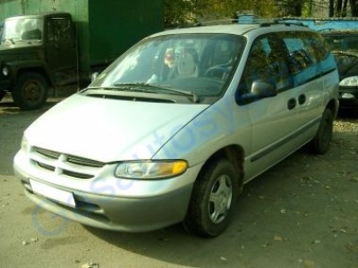 Chrysler Voyager 2000 г.в.