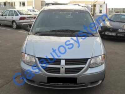 Dodge Caravan 2002 г.в.