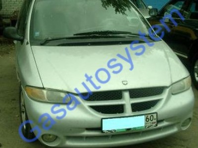 Dodge Caravan 2000 г.в.