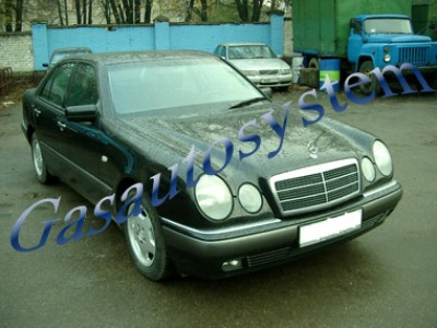 Mercedes E 200 1998 г.в.