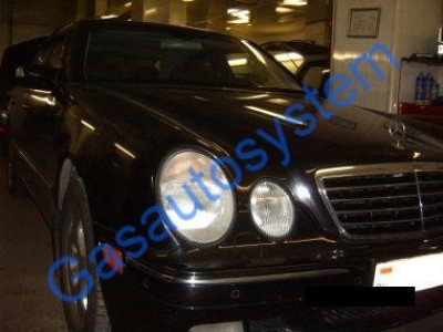 Mercedes E 430 2000 г.в.