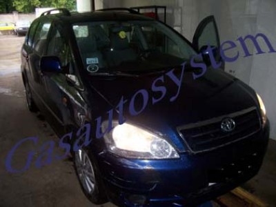 Toyota Avensis Verso 2004 г.в.