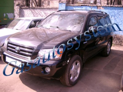 Toyota Highlander 2004 г.в.