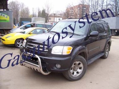 Toyota Sequoia 2004 г.в.