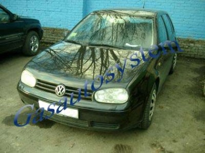 Volkswagen Golf 1999 г.в.