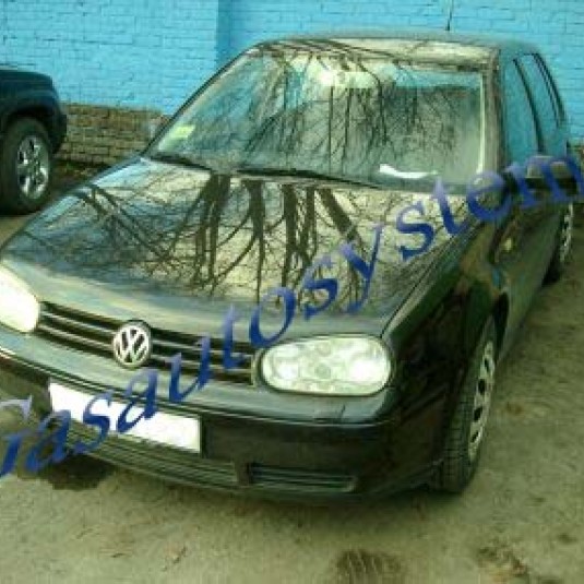 Volkswagen Golf 1999 г.в.