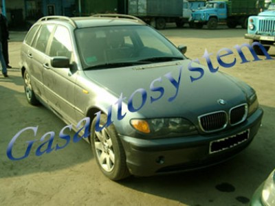 BMW 325 IT 2002 г.в.