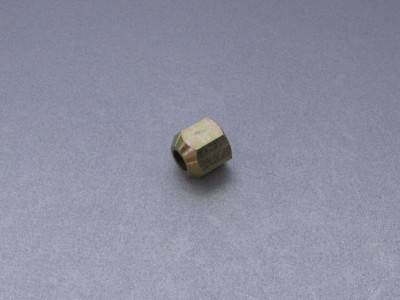 Гайка D8 накидная G 1/4 ключ 17 оцинкованная GZ 232 S