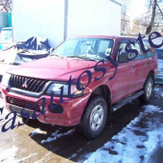 Мицубиси Монтеро 2000 г.в.