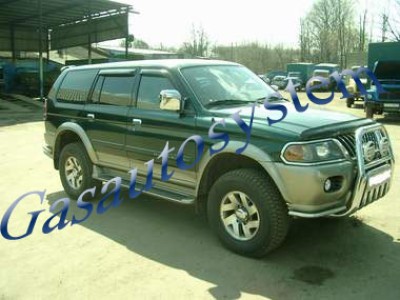 Mitsubishi Pajero 2000 г.в.