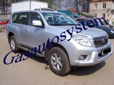 Toyota Land Cruiser Prado 2010 г.в.