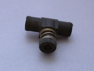 Регулятор 16х16 пластик