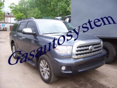Toyota Sequoia 2010 г.в.