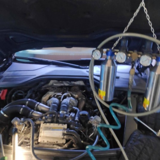 Audi A8 L 4.0 TFSI quattro (D4) 2014